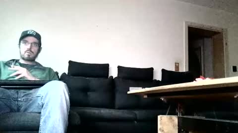 Snapshot of mike421990 chatting on December 2024 03:10:01 PM Mike Bente online show from December 2024 03:10:01 PM