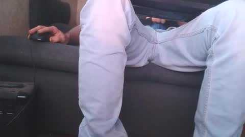 Snapshot of mike421990 chatting on December 2025 03:19:02 PM Mike Bente online show from December 2025 03:19:02 PM