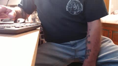 Snapshot of mike694fun chatting on March 2026 10:14:02 PM mike694fun online show from March 2026 10:14:02 PM