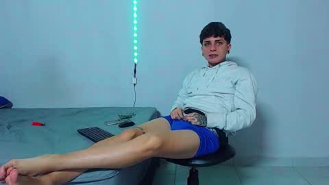 Mike IMDEPENDIENT MODEL online show from October 2025 04:46:01 PM