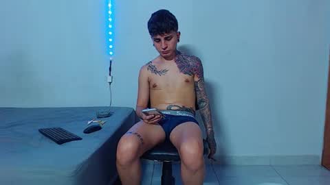 Mike IMDEPENDIENT MODEL online show from November 2025 02:10:02 AM