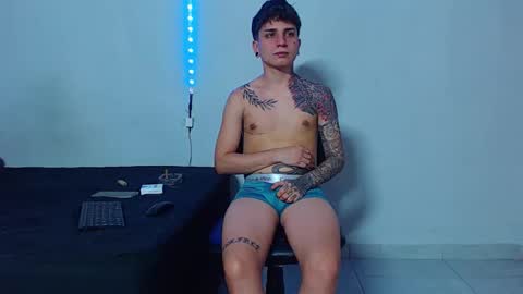 Mike IMDEPENDIENT MODEL online show from November 2025 02:28:02 AM