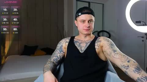 Snapshot of mike___magic chatting on February 2025 10:34:01 AM Mike Magic online show from February 2025 10:34:01 AM