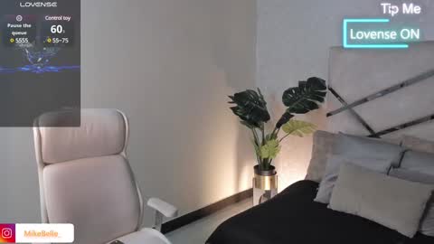 Mike Belle online show from February 2025 12:49:01 AM