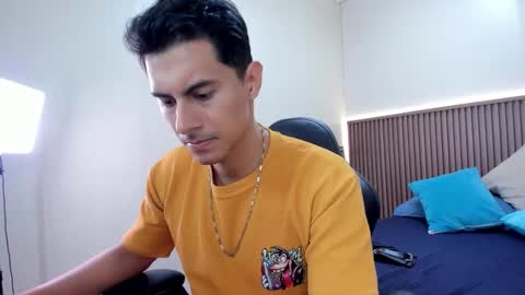 Snapshot of mike_conors chatting on March 2026 02:06:02 AM Mike online show from March 2026 02:06:02 AM