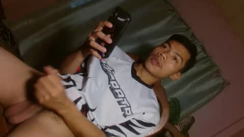 Snapshot of mike_cummer chatting on May 2026 07:26:02 AM Chan Chan online show from May 2026 07:26:02 AM