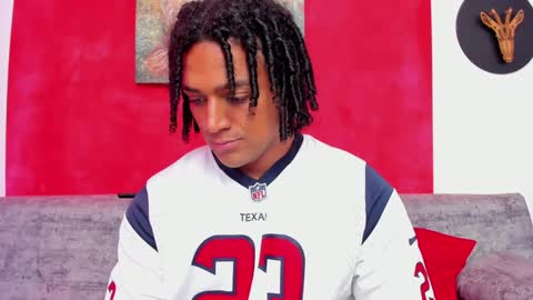   online show from December 2024 01:00:02 PM