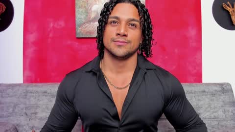   online show from December 2024 03:29:02 AM