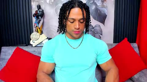   online show from October 2025 02:00:02 AM