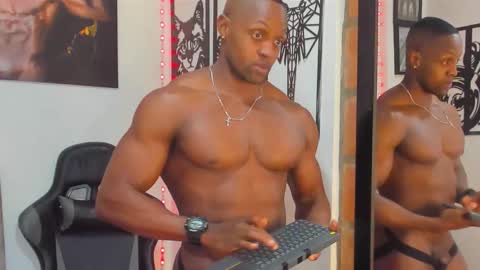 Snapshot of mike_kilian1 chatting on October 2025 02:28:02 PM mike kilian1 online show from October 2025 02:28:02 PM