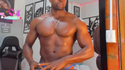 Snapshot of mike_kilian1 chatting on November 2025 02:28:01 PM mike kilian1 online show from November 2025 02:28:01 PM