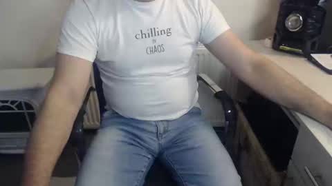 Snapshot of mike_master30 chatting on January 2025 08:22:01 AM MikeMaster online show from January 2025 08:22:01 AM
