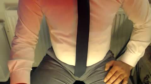 Snapshot of mike_master30 chatting on May 2026 10:00:01 AM MikeMaster online show from May 2026 10:00:01 AM