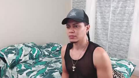 Snapshot of mike_rolly chatting on December 2024 03:40:02 AM Enrique Rolly online show from December 2024 03:40:02 AM