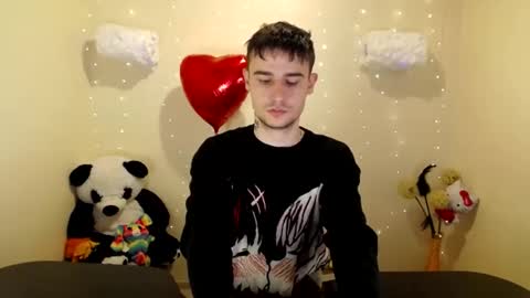 Snapshot of mike_severi chatting on February 2025 06:33:01 AM Mike online show from February 2025 06:33:01 AM