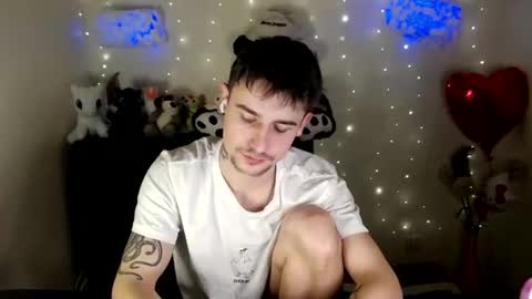 Snapshot of mike_severi chatting on February 2025 05:04:01 PM Mike online show from February 2025 05:04:01 PM