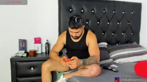 mikeblaree online show from April 2026 06:45:01 PM