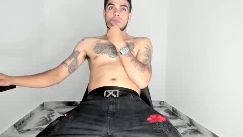 mikee_scooth online show from November 2025 06:52:01 PM