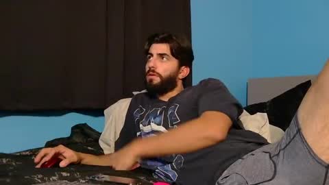 Snapshot of mikehawk1589 chatting on December 2024 08:08:02 AM mikehawk1589 online show from December 2024 08:08:02 AM