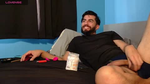 Snapshot of mikehawk1589 chatting on January 2025 06:49:01 PM mikehawk1589 online show from January 2025 06:49:01 PM