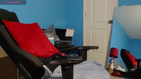 Snapshot of mikehawk1589 chatting on February 2025 07:56:02 AM mikehawk1589 online show from February 2025 07:56:02 AM