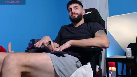 Snapshot of mikehawk1589 chatting on March 2025 10:02:01 AM mikehawk1589 online show from March 2025 10:02:01 AM