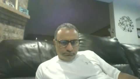 mikej143 online show from October 2025 12:21:02 AM