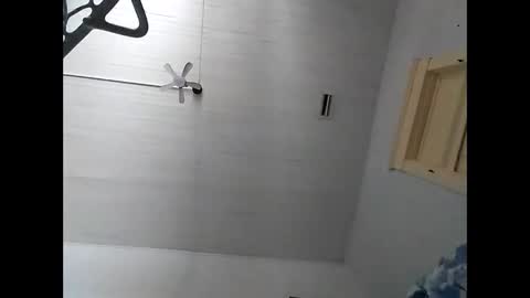 mikemike11k online show from January 2025 08:07:01 PM