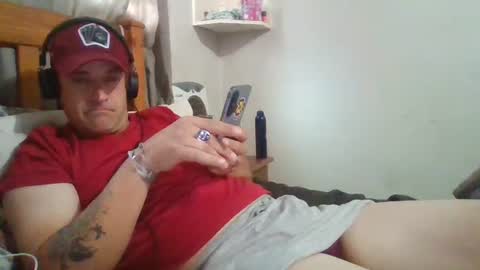 Snapshot of mikeundies chatting on July 2026 09:22:02 AM mikeundies online show from July 2026 09:22:02 AM