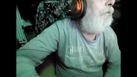 mike online show from December 2024 07:06:01 PM