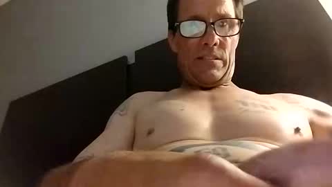 Snapshot of mikeyb1904128131 chatting on September 2025 02:03:02 AM mikeyb1904128131 online show from September 2025 02:03:02 AM