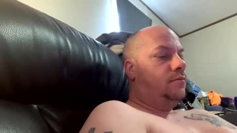 mikeylikesit2222 online show from December 2025 04:57:02 PM