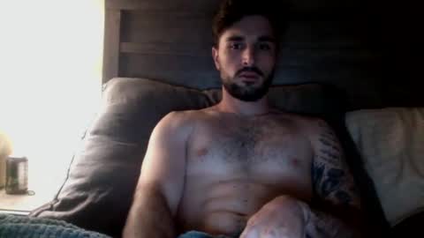 Snapshot of mikeyvice420 chatting on January 2025 08:58:01 AM mikeyvice420 online show from January 2025 08:58:01 AM