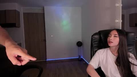 VIOLETAMIKE online show from October 2025 01:37:01 AM