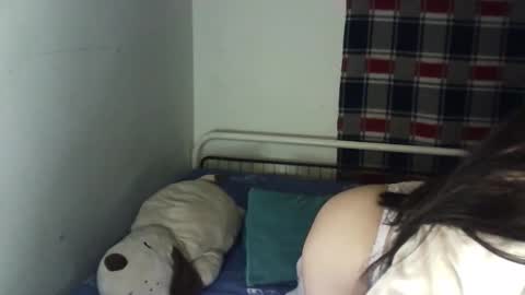 Snapshot of mikhaela_ chatting on November 2025 06:14:01 AM Mikhaela online show from November 2025 06:14:01 AM