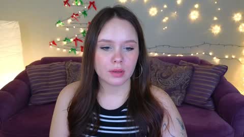 Snapshot of miki_miki_cutie chatting on December 2024 05:08:01 PM Mikki online show from December 2024 05:08:01 PM