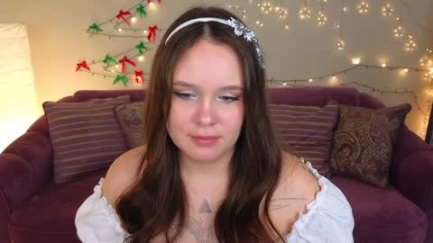 Snapshot of miki_miki_cutie chatting on January 2025 02:30:02 AM Mikki online show from January 2025 02:30:02 AM
