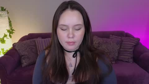 Snapshot of miki_miki_cutie chatting on January 2025 11:24:01 PM Mikki online show from January 2025 11:24:01 PM