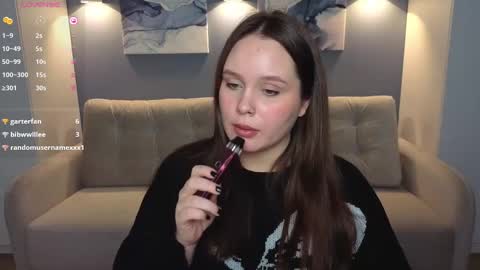 Snapshot of miki_miki_cutie chatting on February 2025 11:04:02 PM Mikki online show from February 2025 11:04:02 PM