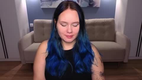 Snapshot of miki_miki_cutie chatting on September 2025 10:25:02 AM Mikki online show from September 2025 10:25:02 AM