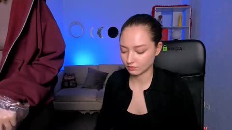 Miki online show from March 2026 07:15:01 AM