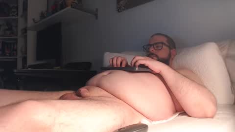 Miki online show from December 2025 10:38:01 PM