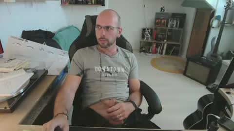 Snapshot of mikmik91 chatting on July 2026 02:45:02 PM mikmik91 online show from July 2026 02:45:02 PM