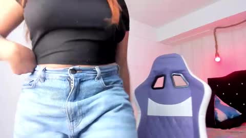 Snapshot of miku_katsuragi chatting on October 2025 04:31:02 AM miku katsuragi online show from October 2025 04:31:02 AM