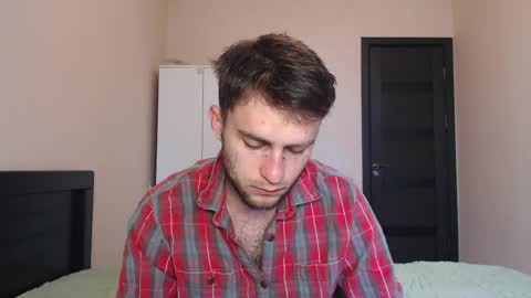 Snapshot of mikw63 chatting on April 2026 05:11:01 AM Sin online show from April 2026 05:11:01 AM
