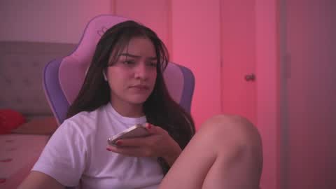 mila_1 online show from February 2025 12:19:01 AM
