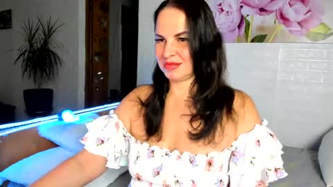 Snapshot of mila_2025 chatting on July 2026 05:59:02 PM MILA online show from July 2026 05:59:02 PM