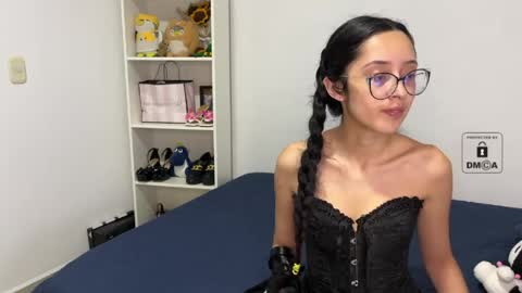 Mila and albert online show from April 2026 11:35:02 PM