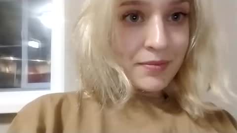 Mila 420 online show from September 2025 07:06:02 PM