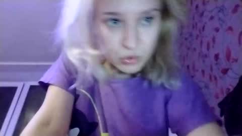 Mila 420 online show from December 2025 07:10:02 PM